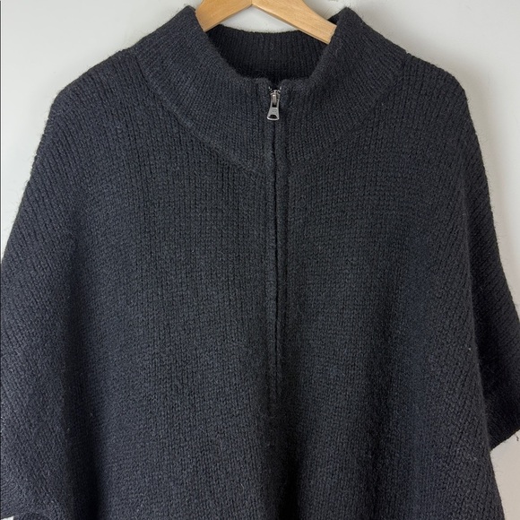 ELK Black Knit Alpaca Poncho with Zipper One Size - Picture 2 of 9